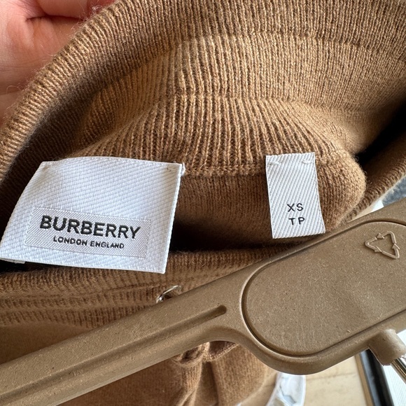 Burberry Cashmere Sweatpants SUPER SOFT - Picture 5 of 7